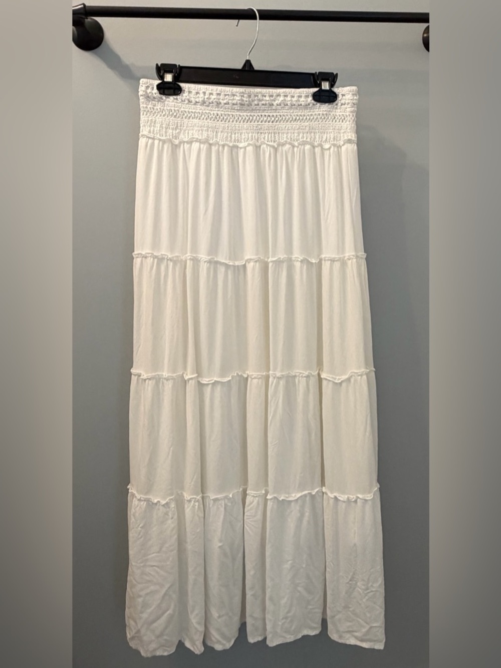Sincerly Jules White Tiered Maxi Skirt with Smocked Waist - Picture 2 of 6